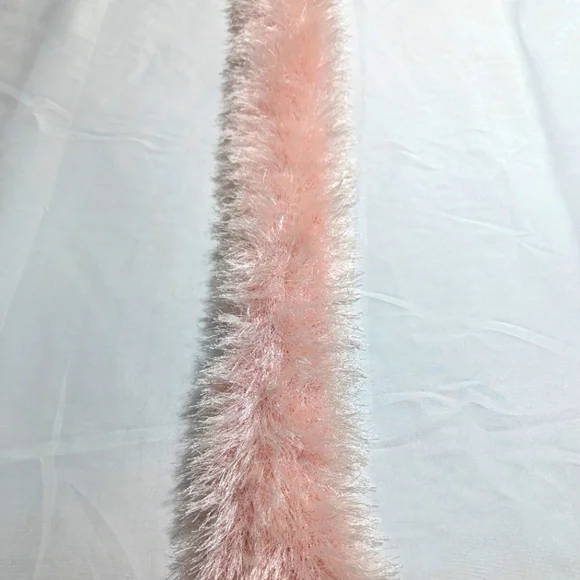 NWOT Handmade Pale Pink Eyelash Knitted Oblong Scarf - Picture 10 of 10